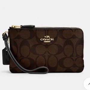 Coach Women’s Double Corner Zip Wristlet